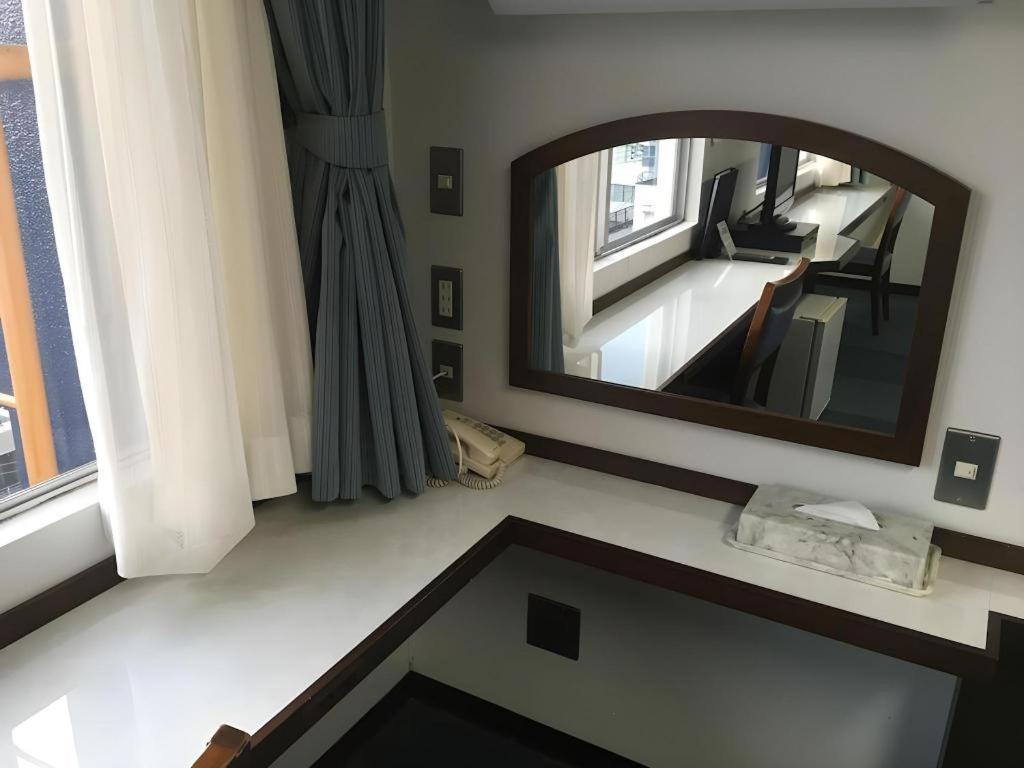 Tokyo Business Hotel Kültér fotó